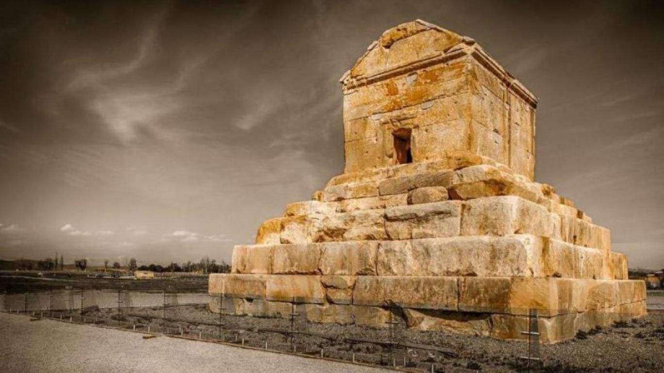 Pasargadae World Heritage Site
Tomb of Cyrus the Great
Shiraz , Iran