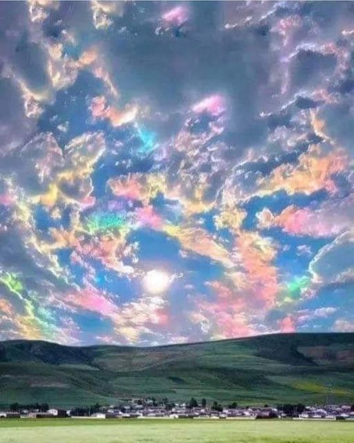 Ice crystal cloud "Rainbow" Ireland.