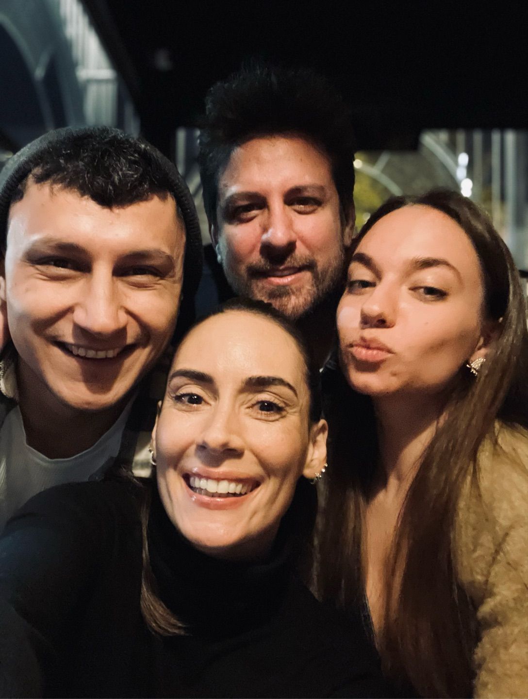 Biz Kimden Kaçıyorduk Anne Team Selfie ♥️ #netflix