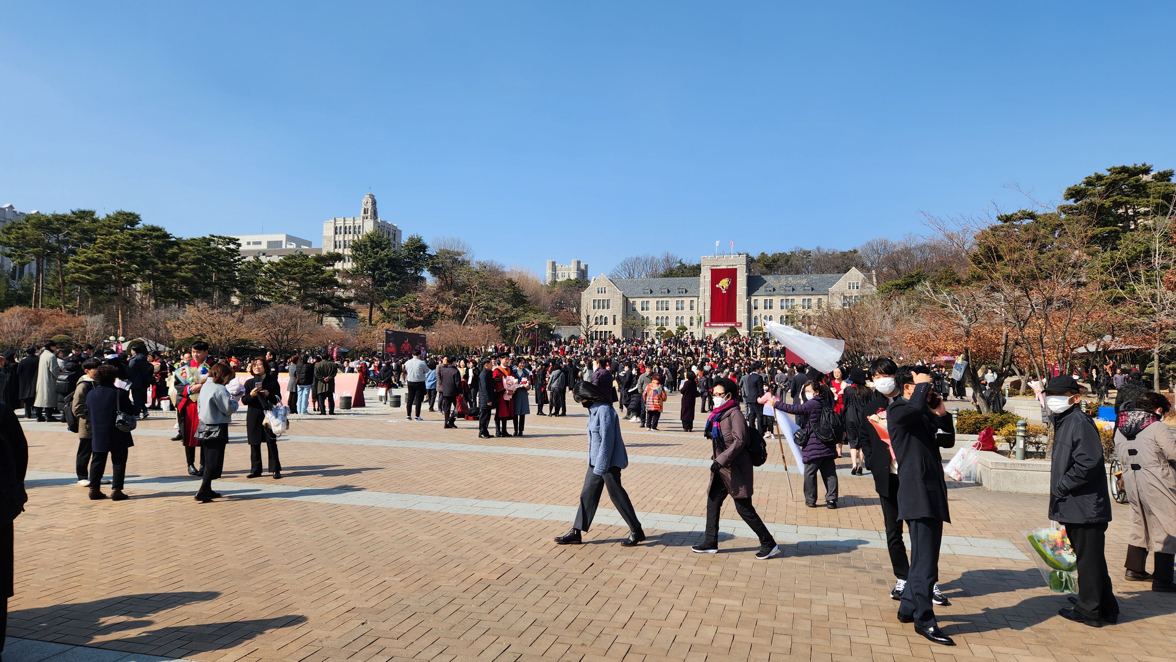 학교 졸업식 미쵸따