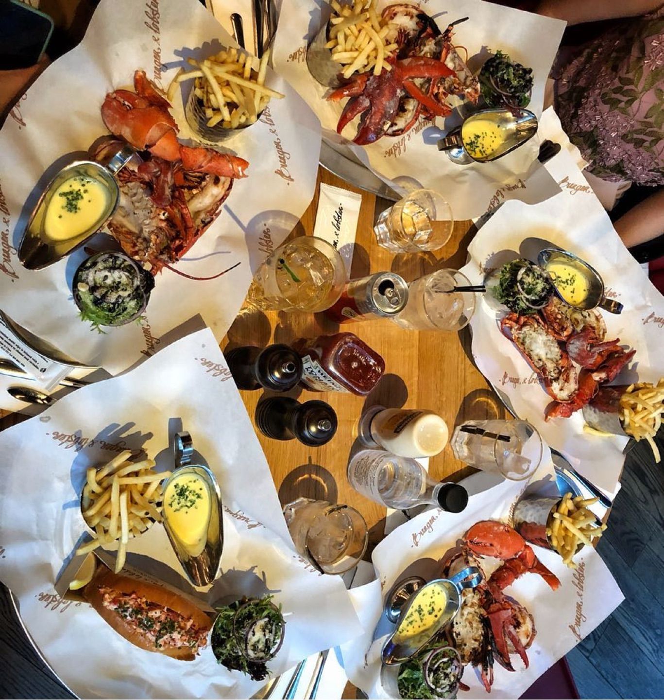 Burger & Lobster รวมตัวกินจุ้ง