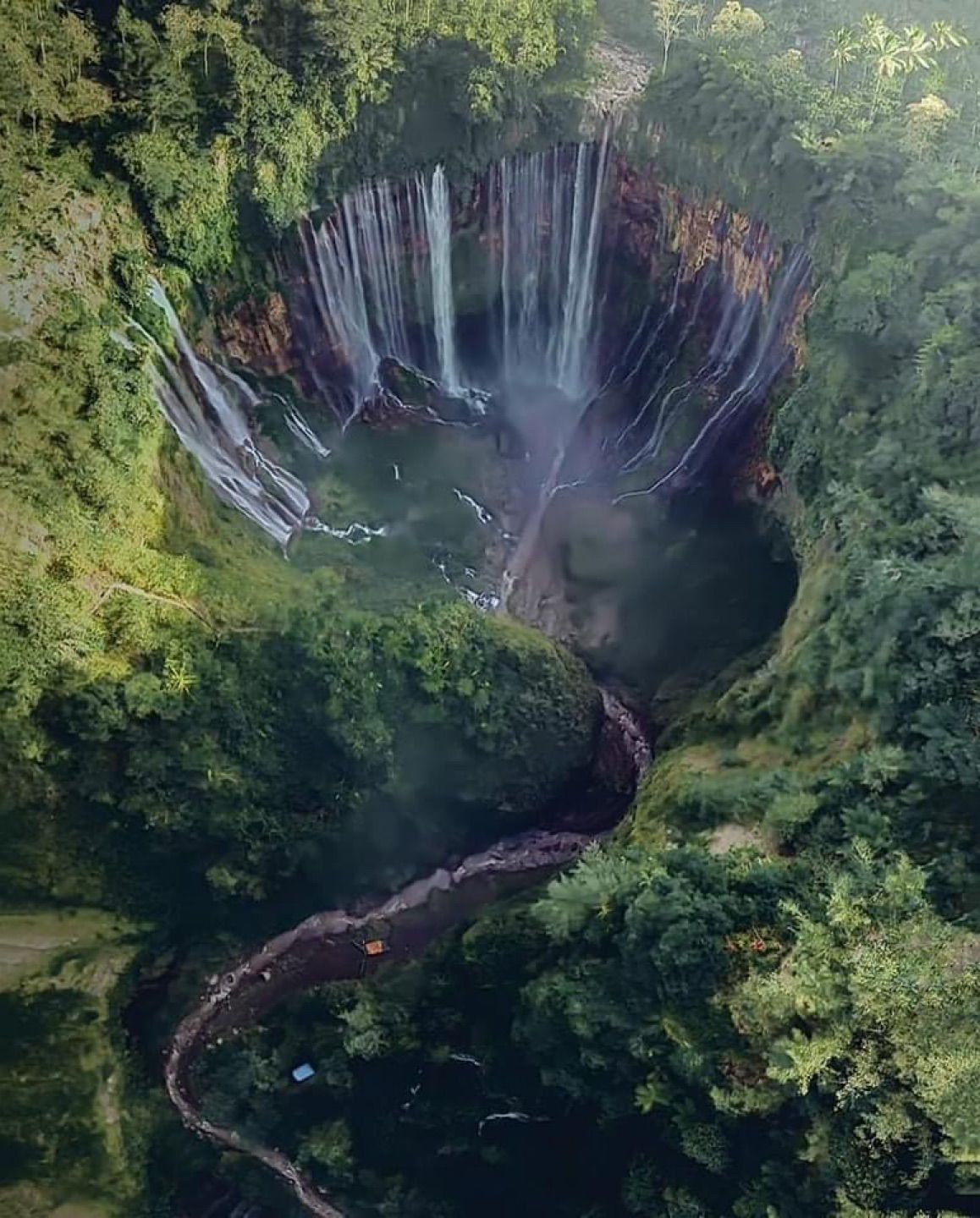 Tumpak Sewu, Indonesia