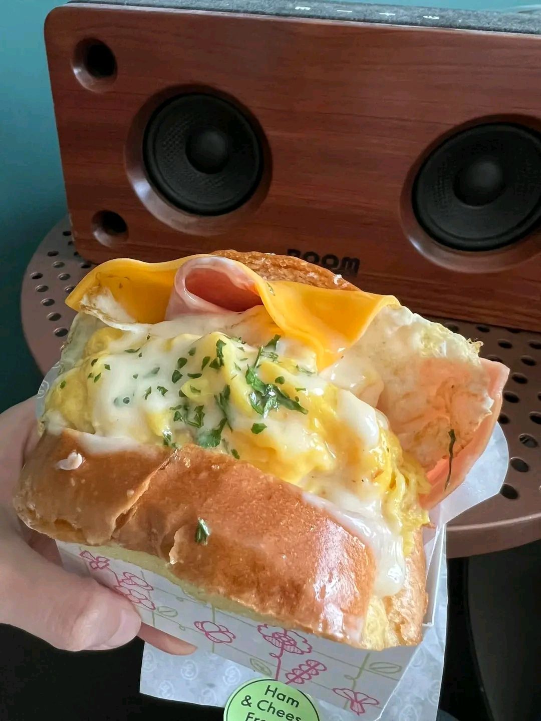 Extreme Lunch 😋
Egg & Ham Cheese Lava 🌋